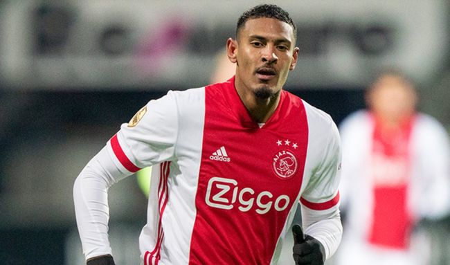 他展示了他 他展示了他